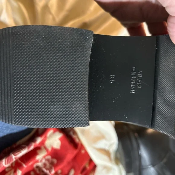 Black Stuart Weitzman new from box. Size 8.5. Have a lovely circle with pearls - Picture 4 of 4